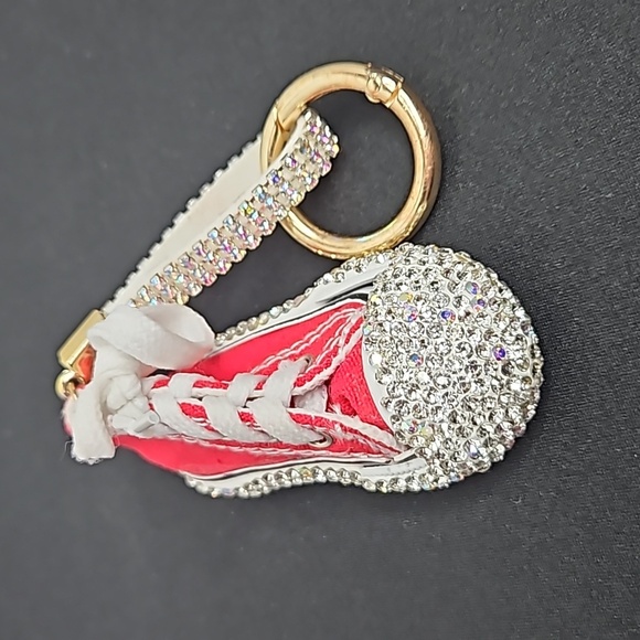SNEAKER KEY CHAIN WITH RHINESTONES-RED GLAM - Picture 2 of 7